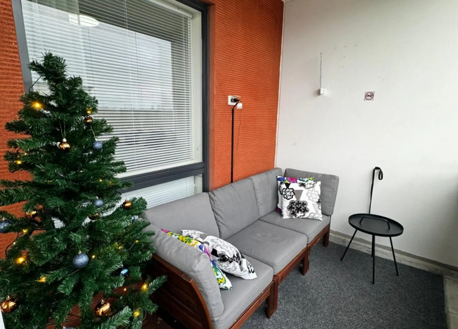 Top Floor Flat With Sauna, A/C & Free Parking Vantaa 0*,  Finland