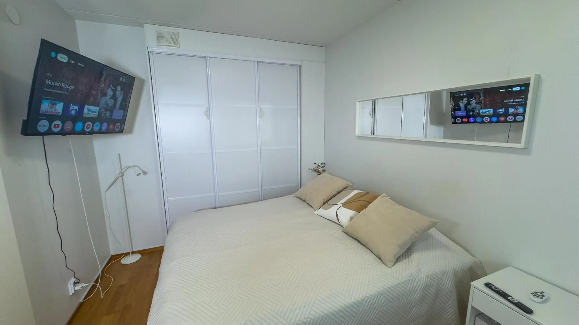 Top Floor Flat With Sauna, A/C & Free Parking Vantaa Finland